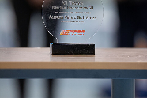 HOMENAJE AURORA PÉREZ Y FERNANDO MARQUINA