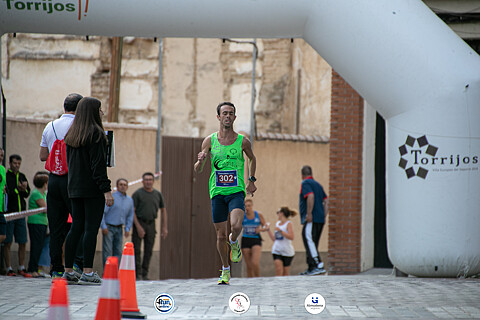 META 10KM: 30:00 - 35:00